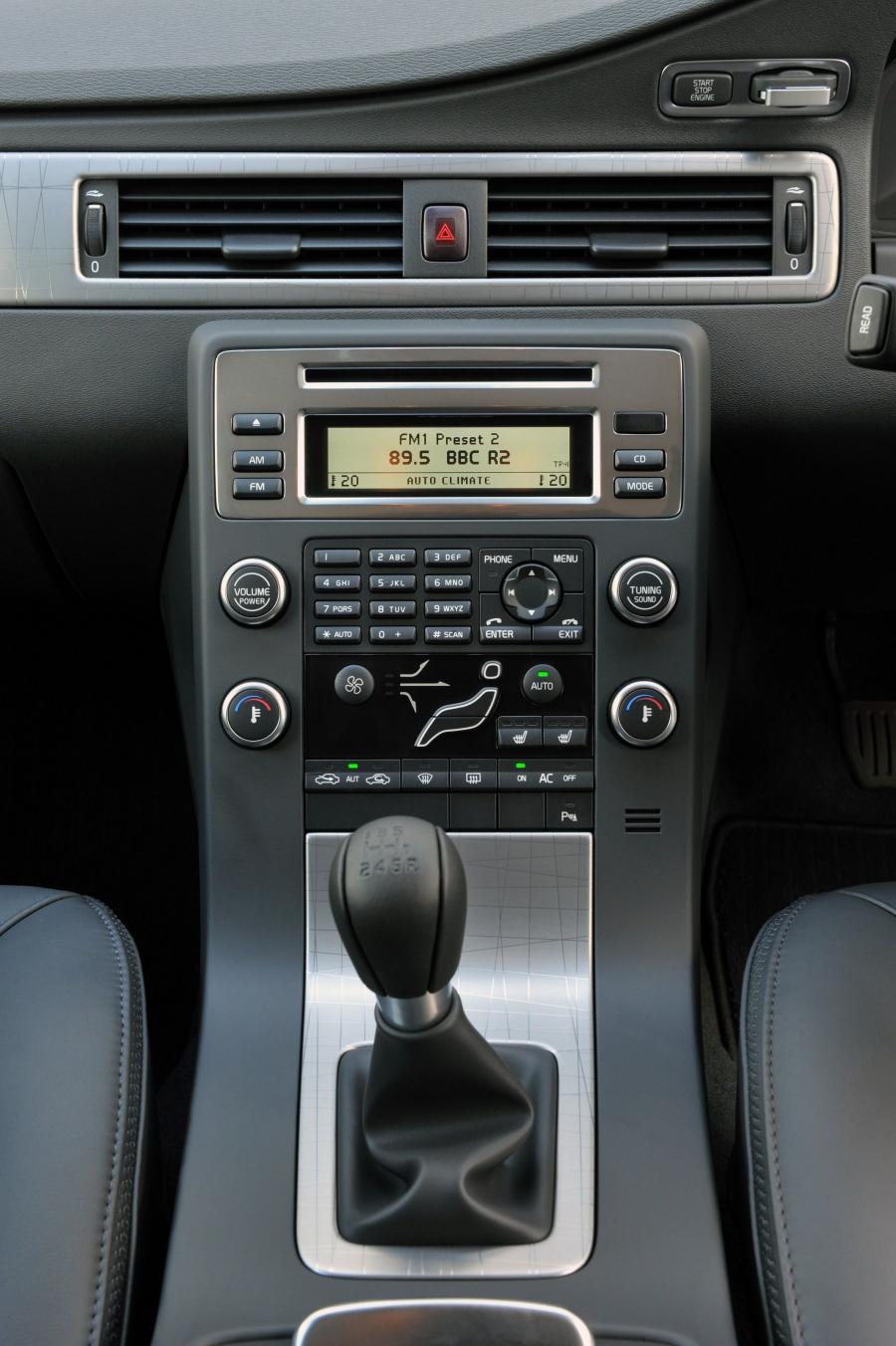  Volvo XC70 2010 года  (фото 22 из 58)